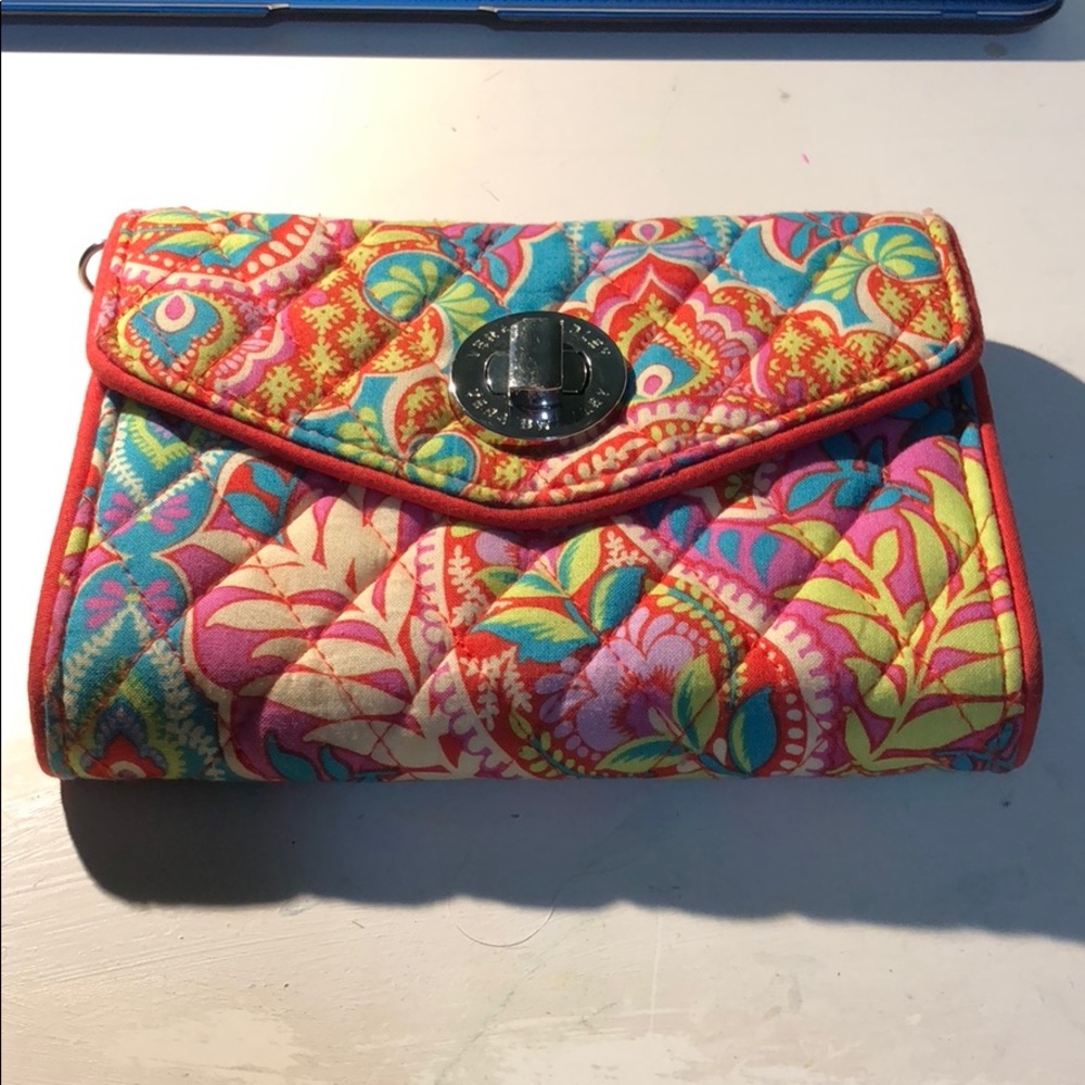 Vera Bradley wallet / clutch